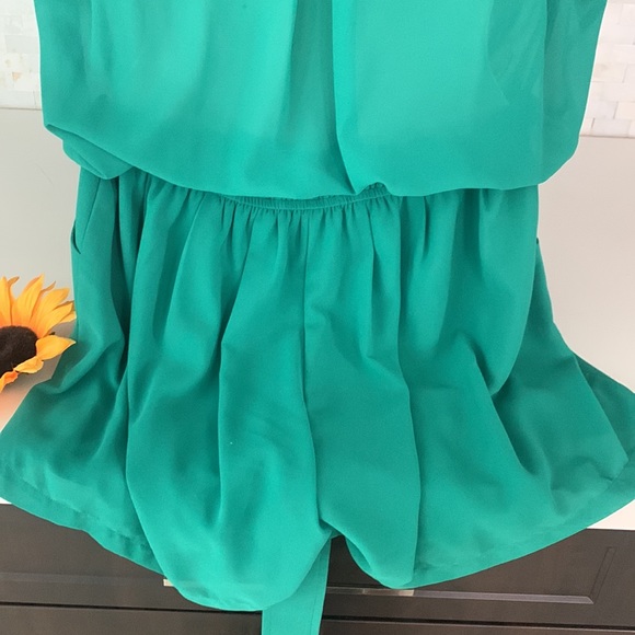 Green Romper - Picture 10 of 11